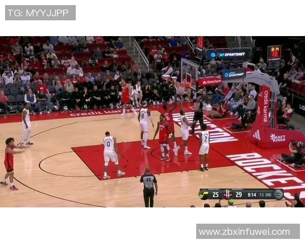 火箭队与爵士队激战25日赛场谁能在对决中笑到最后